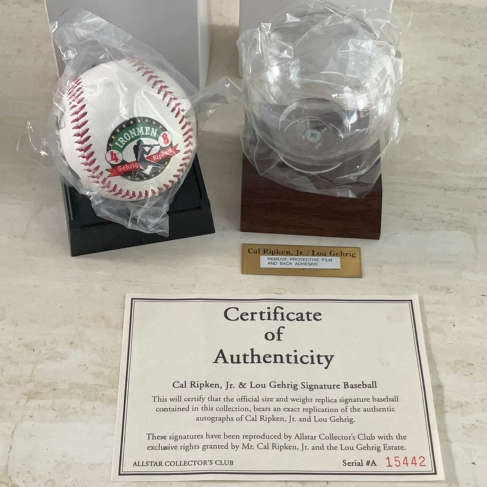 NY Yankees Baseball Ripken & Lou Gehrig Signature Ball New York MLB